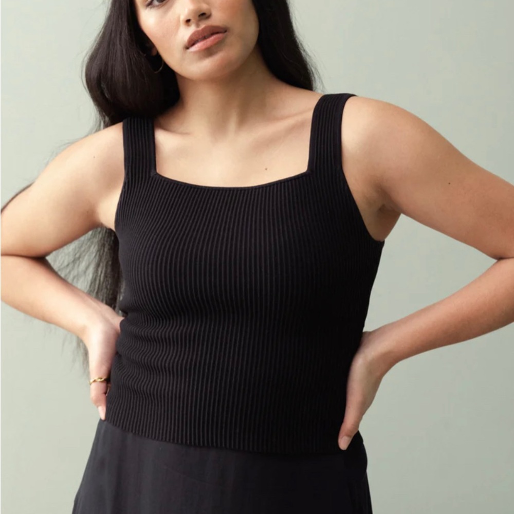 Black Ribbed Tank - Picture 3 of 4